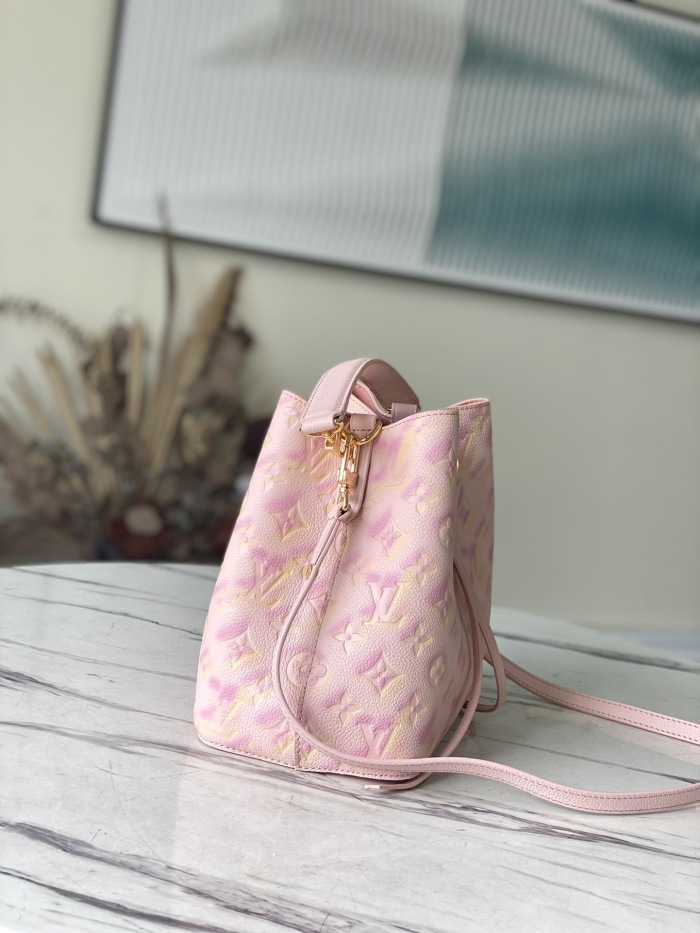  Arrenfashion Lady L*ouis V*uitton M46173 NEONOE BB bag Top Quality 20*20*13CM