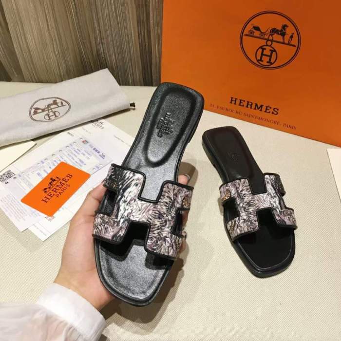  Arrenfashion Women H*ermes Top Sandals
