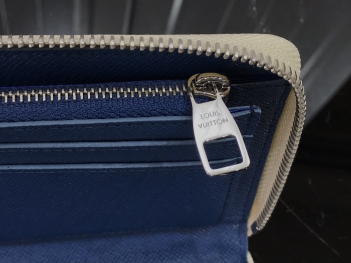  Arrenfashion L*ouis V*uitton Top Bag 10 x 20 x 2 cm