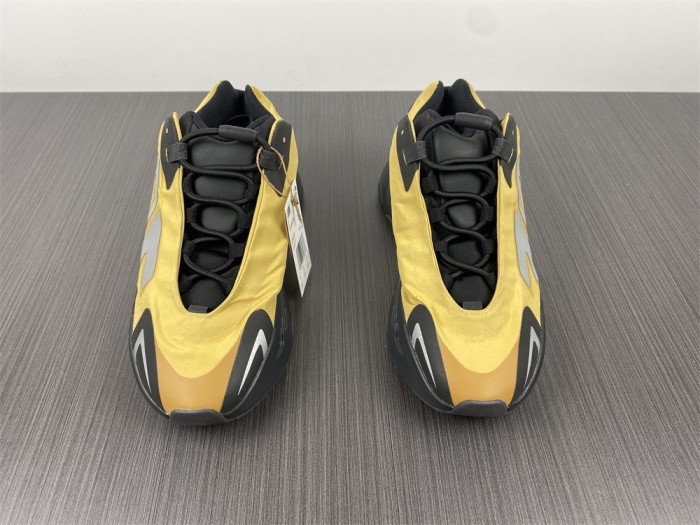  Arrenfashion  Arrenfashion Yeezy Boost 700 MNVN “Honey Flux” GZ0717