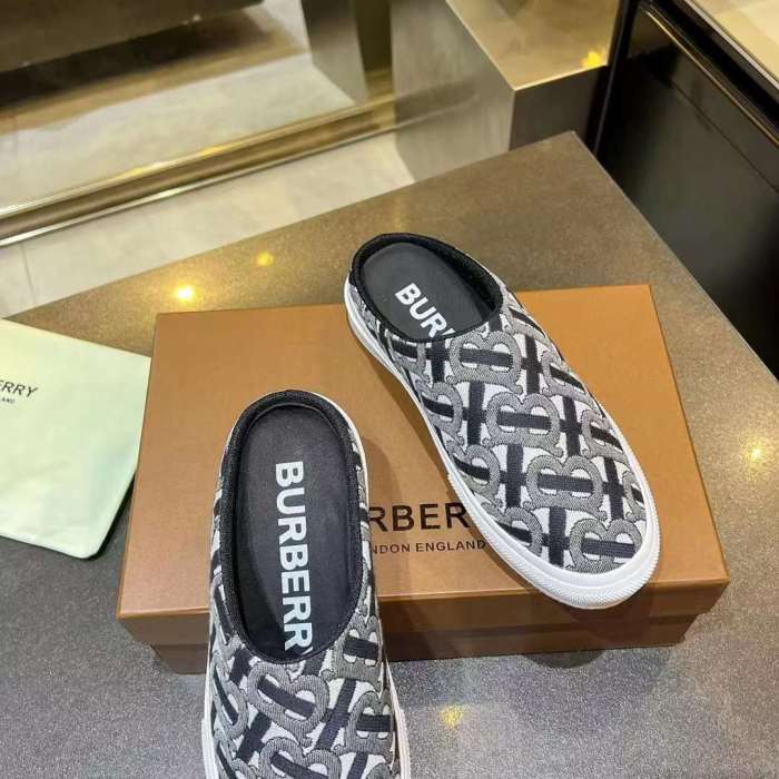 Men Women B*rberry Sneaker （Arrenfashion）