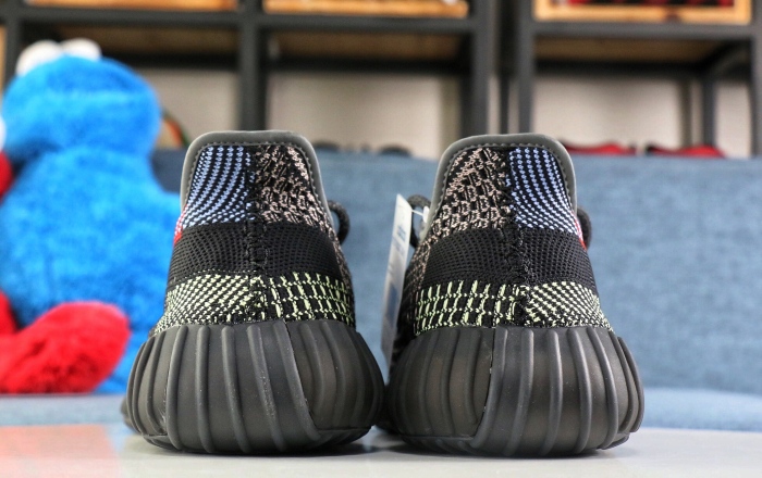  Arrenfashion  Arrenfashion Yeezy Boost 350 v2 “Yecheil” Reflective