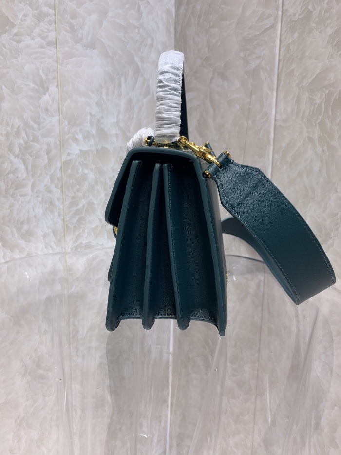  Arrenfashion B*vlgari Bag Top Quality 18*15*9.5CM