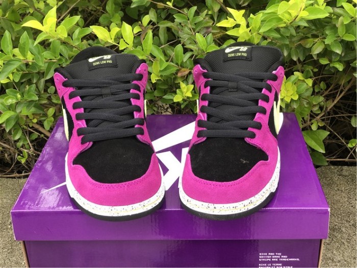  from Arrenfashion Nike SB Dunk Low “Red Plum” 6817 501