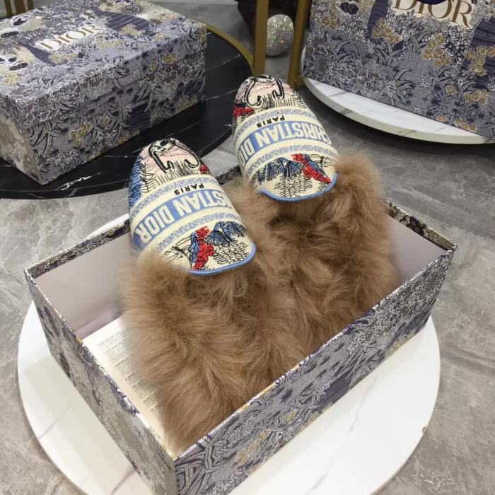  Arrenfashion Women D*or Sandals