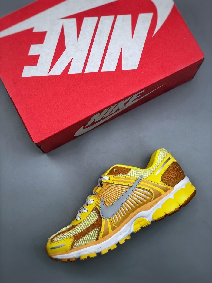 Nike Zoom Vomero 5 SP (Arrenfashion)