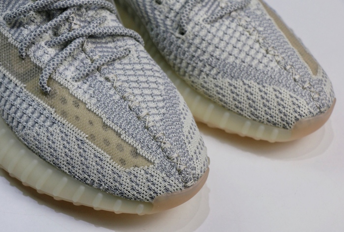  Arrenfashion  Arrenfashion YEEZY BOOST 350 V2 Lundmark non-Reflective