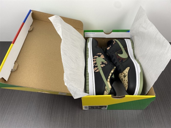  from Arrenfashion Nike SB Dunk Low Low DH0957-001