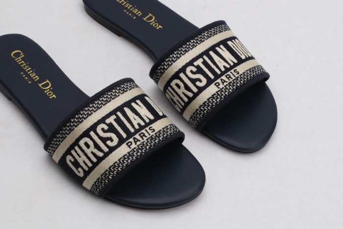  Arrenfashion Women D*or Sandals