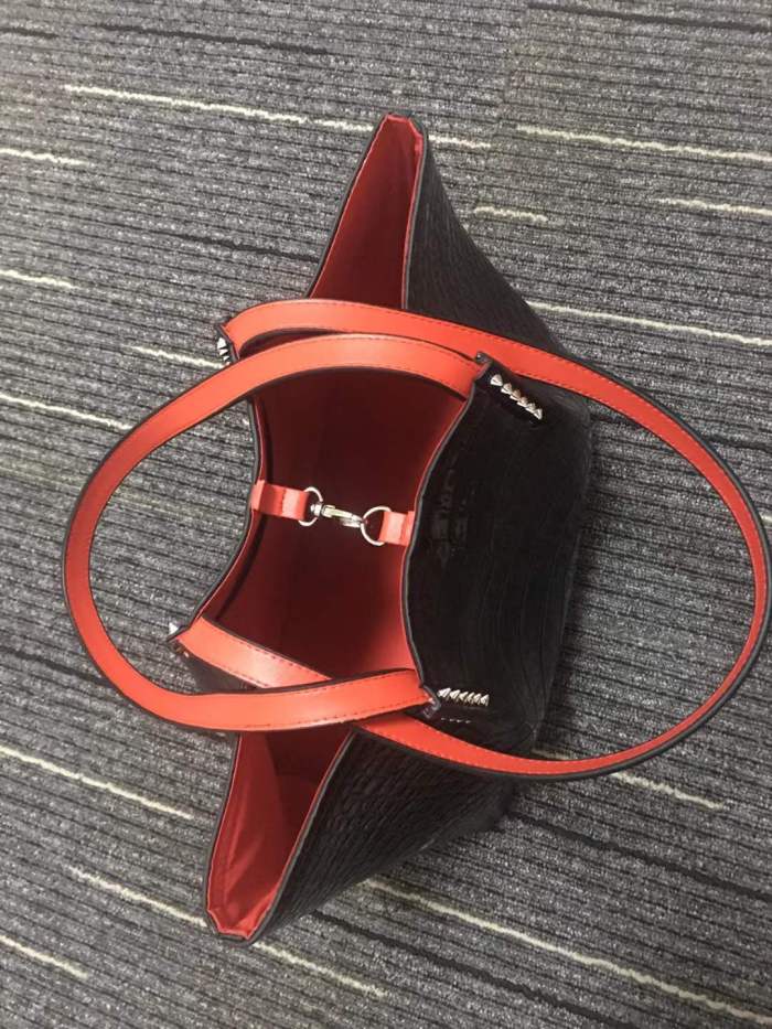  Arrenfashion Bag C*hristian L*ouboutin Top Quality