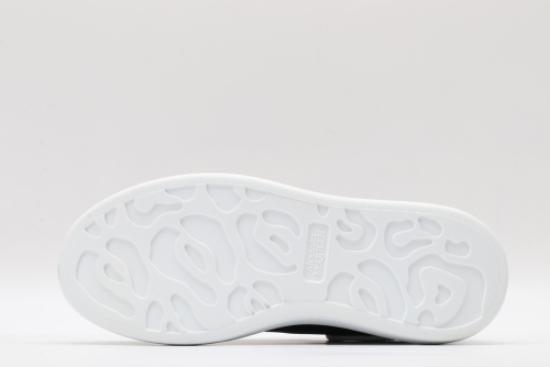  Arrenfashion A*exander M*queen Sneaker