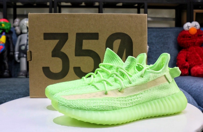  Arrenfashion  Arrenfashion Yeezy 350 Boost V2 Gid Glow