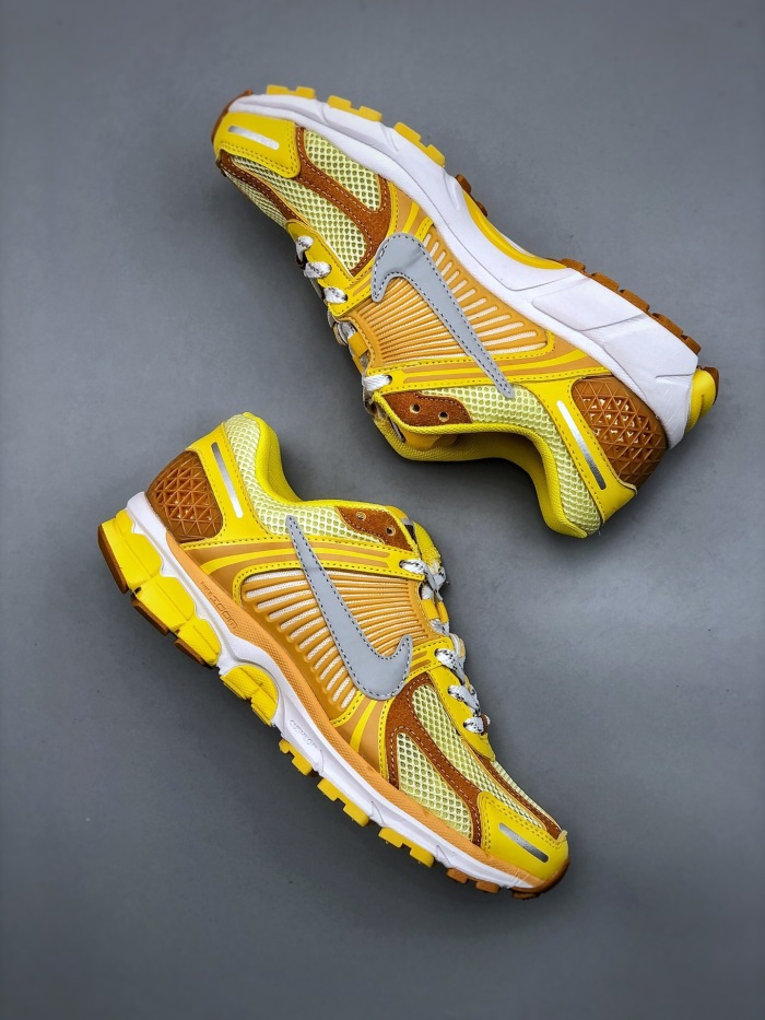 Nike Zoom Vomero 5 SP (Arrenfashion)