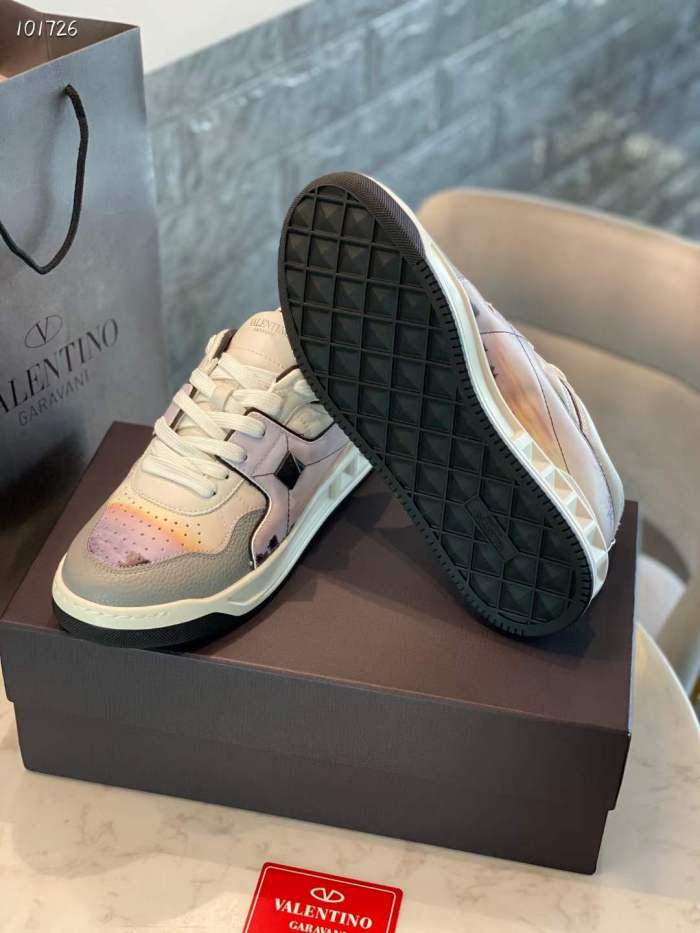 Women Men V*alentino Sneakers ( Arrenfashion)