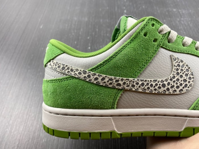  from Arrenfashion Dunk Low Safari Swoosh DR0156-300