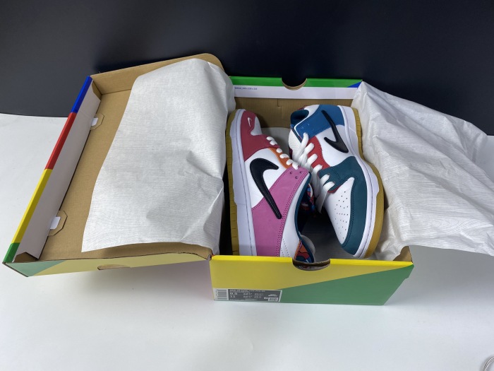  from Arrenfashion Parra x Nike SB Dunk Low DH7695-100