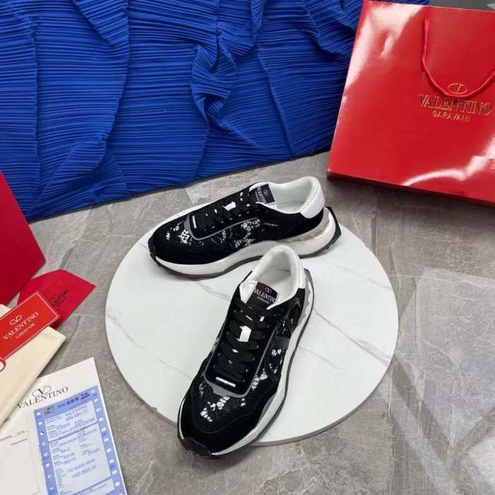 Women Men V*alentino Sneakers ( Arrenfashion)