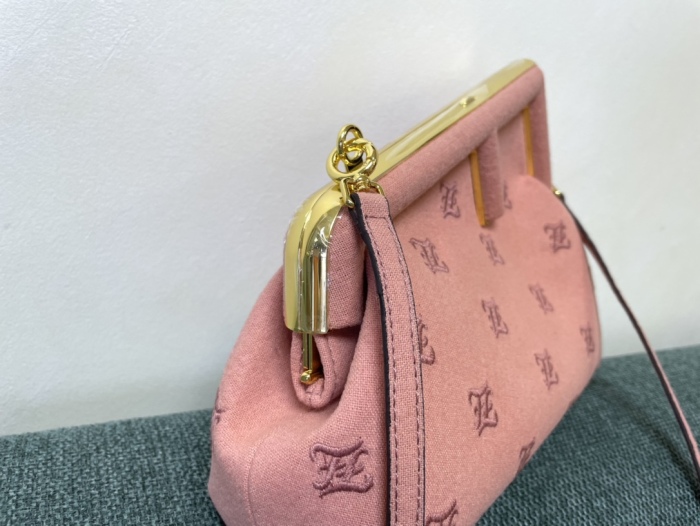  Arrenfashion F*endi Top Bag 26*9.5*18CM