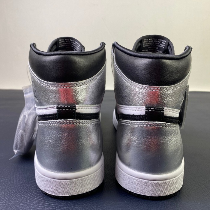  Arrenfashion Air Jordan 1 High OG WMNS “Silver Toe” CD0461-001