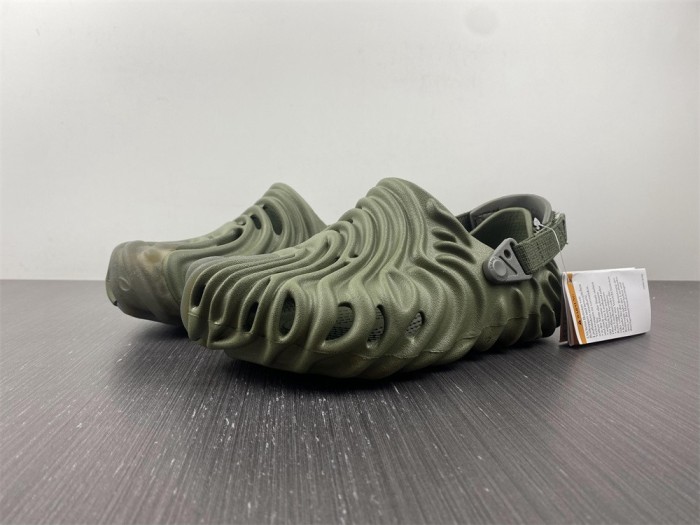  Arrenfashion Men Women S*alehe B*embury x Crocs Sandals