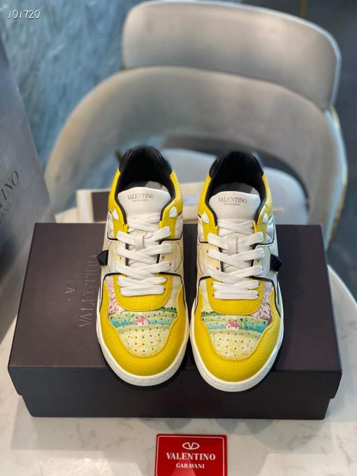  Arrenfashion Women Men V*alentino Sneakers ( Arrenfashion)