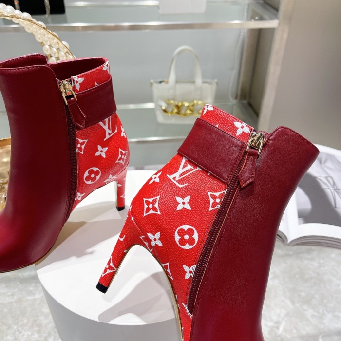 Women L*ouis V*uitton Top Boots ( Arrenfashion)