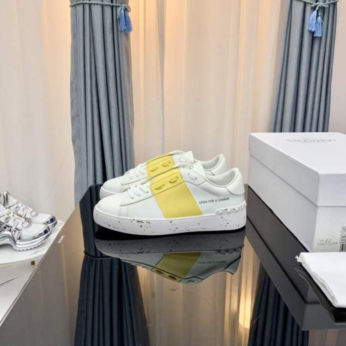 Women Men V*alentino Sneakers ( Arrenfashion)