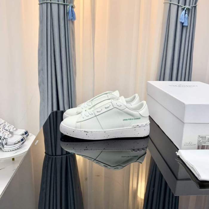 Women Men V*alentino Sneakers ( Arrenfashion)
