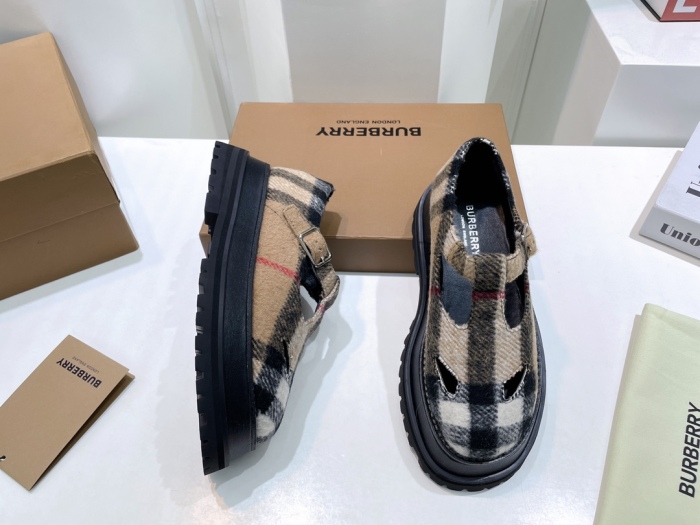  Arrenfashion Women B*urberry Top Sneaker