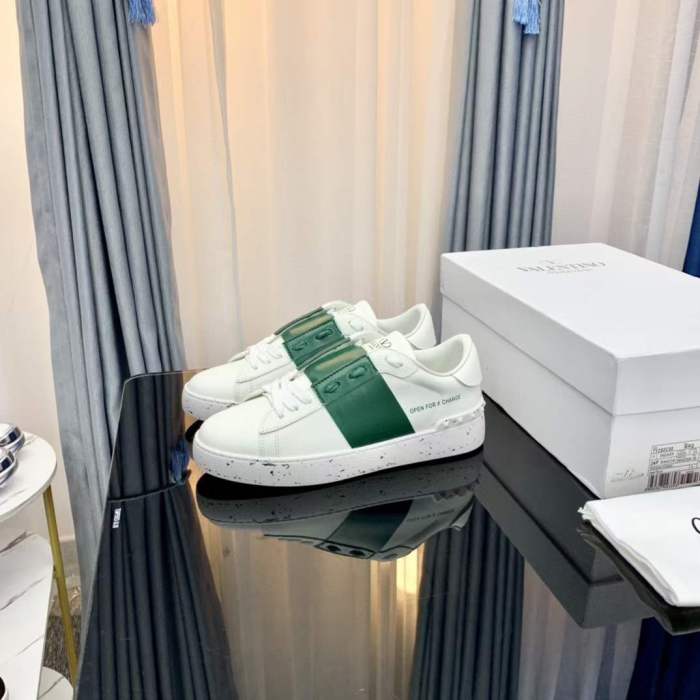 Women Men V*alentino Sneakers ( Arrenfashion)