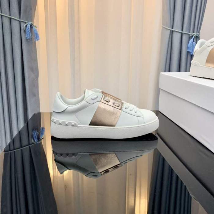 Women Men V*alentino Sneakers ( Arrenfashion)