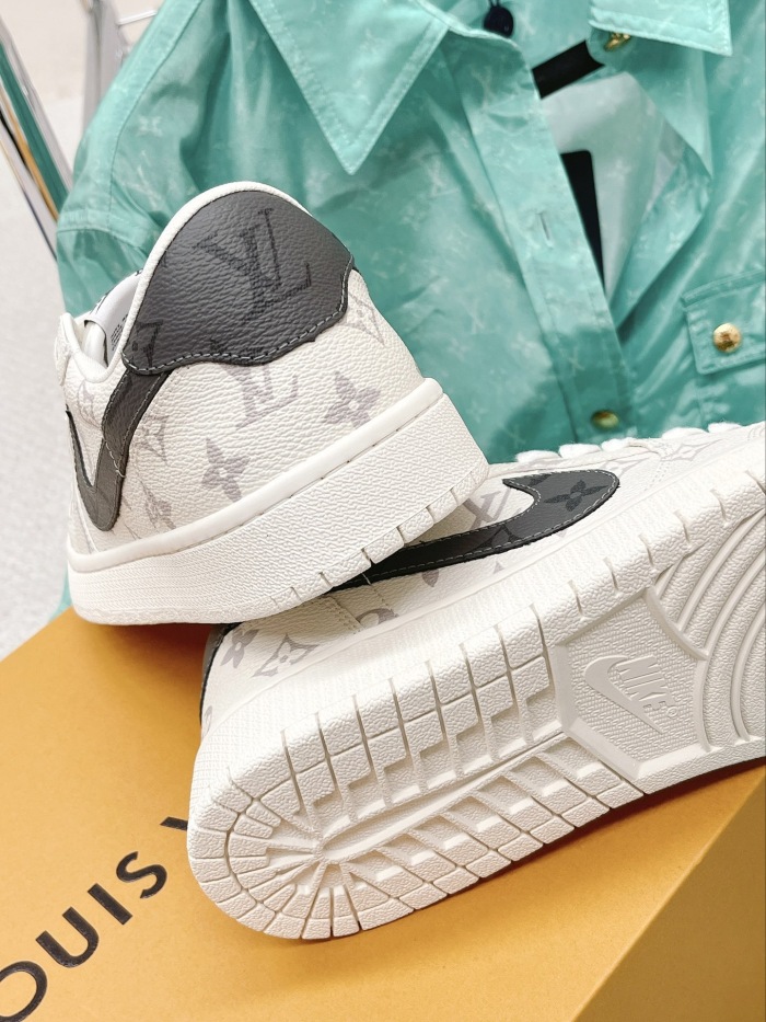 Men Women L*ouis V*uitton x NIKE Sneakers ( Arrenfashion)
