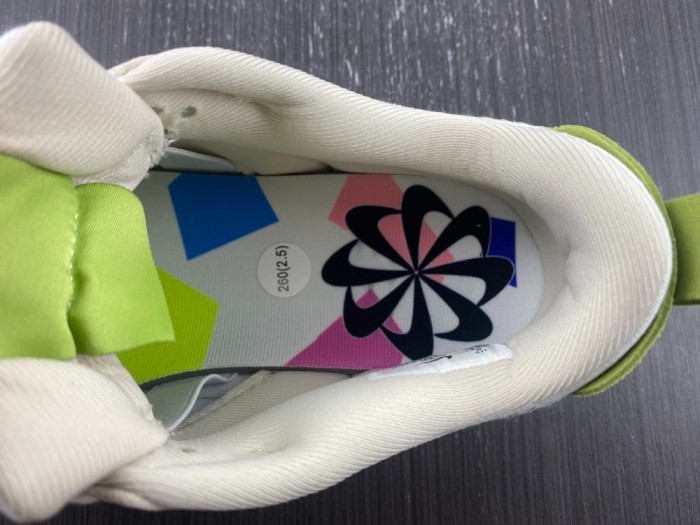  from Arrenfashion Dunk Low Disrupt 2 Easter DV3457-100