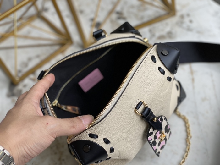  Arrenfashion L*ouis V*uitton Bag Top Quality 20*14*7.5cm