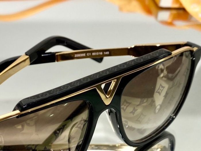  Arrenfashion Top Quality L*ouis V*uitton Glasses