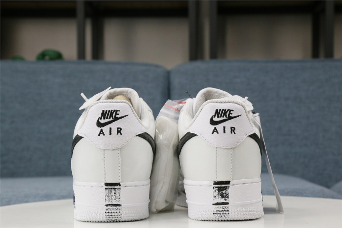  from Arrenfashion PEACEMINUSONE x Nike Air Force 1 “Para-Noise 2.0”