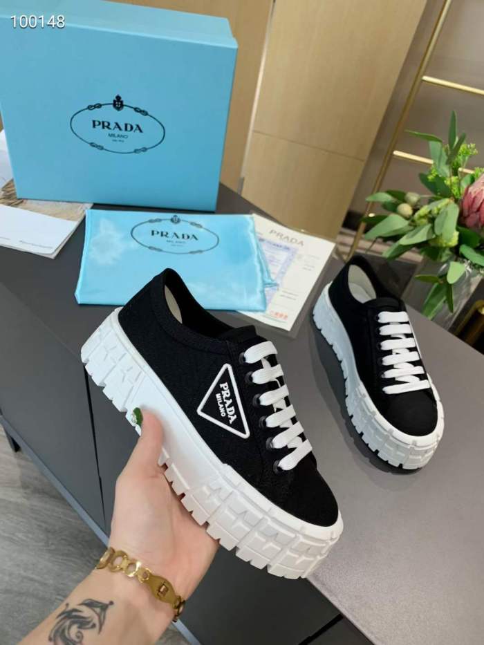 Arrenfashion Women P*rada Top Sneaker