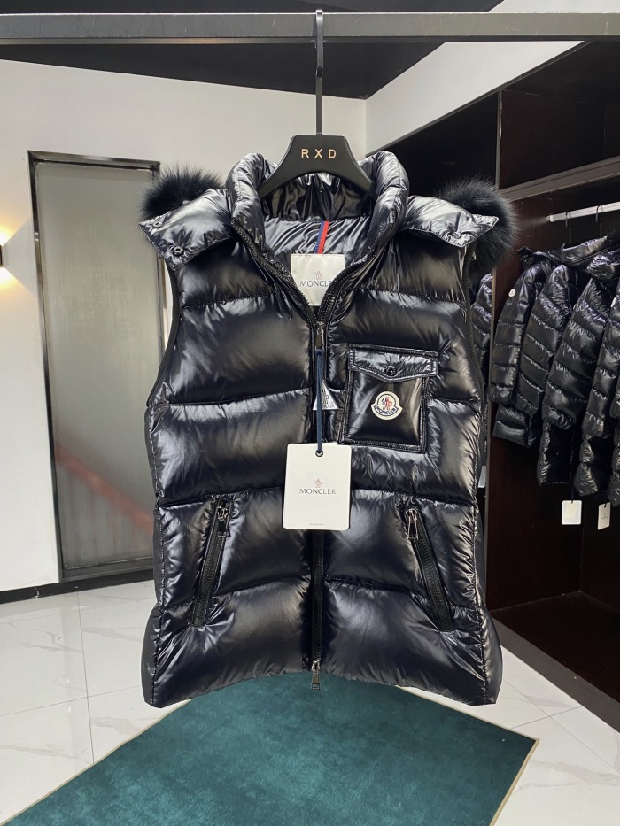  Arrenfashion Women Down vest; M*oncler Top Quality 2022