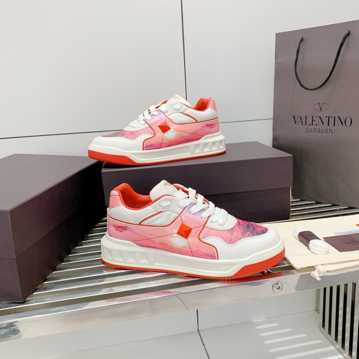  Arrenfashion Men Women 𝑉*𝐴𝐿𝐸𝑁𝑇𝐼𝑁𝑂 Top Sneakers