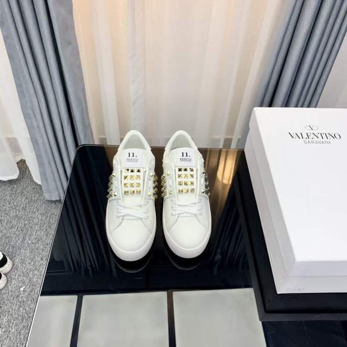 Women Men V*alentino Sneakers ( Arrenfashion)