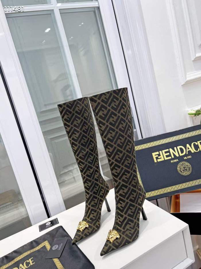 Women F*endi Top boots (Arrenfashion)