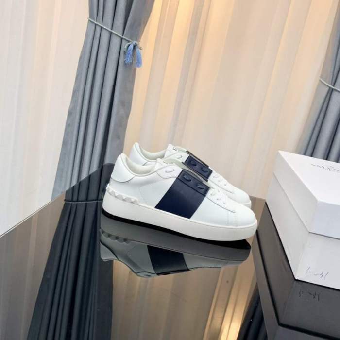 Women Men V*alentino Sneakers ( Arrenfashion)