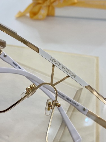  Arrenfashion L*ouis V*uitton Glasses Top
