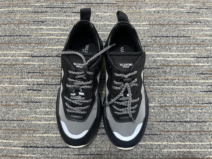  Arrenfashion Men Women 𝑉*𝐴𝐿𝐸𝑁𝑇𝐼𝑁𝑂 Top Sneakers