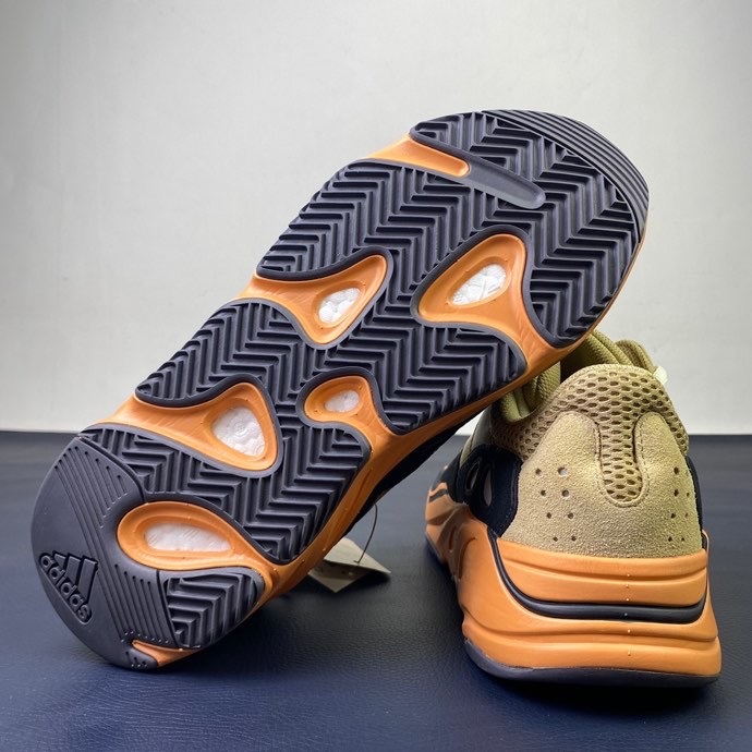  Arrenfashion  Arrenfashion Yeezy Boost 700 Enflame Amber GW0297