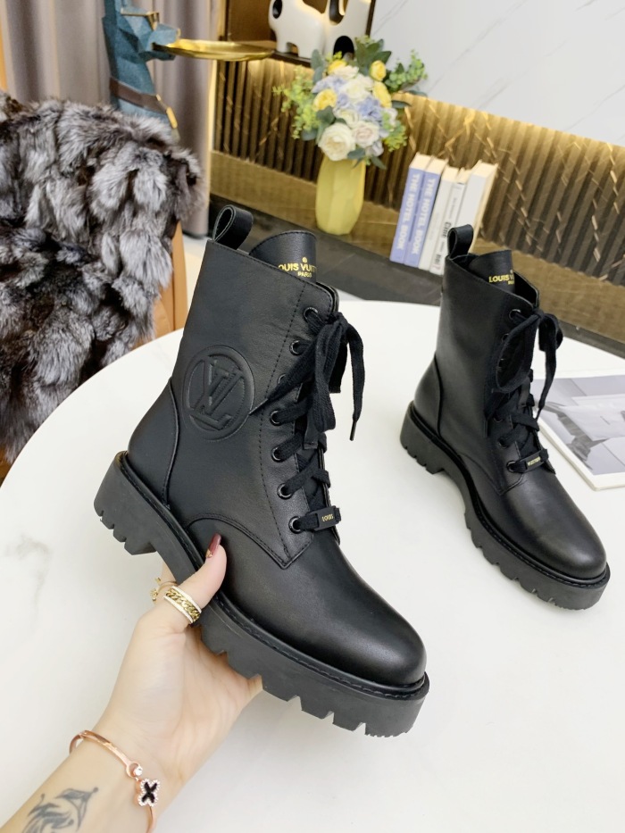 Women L*ouis V*uitton Top Boots ( Arrenfashion)
