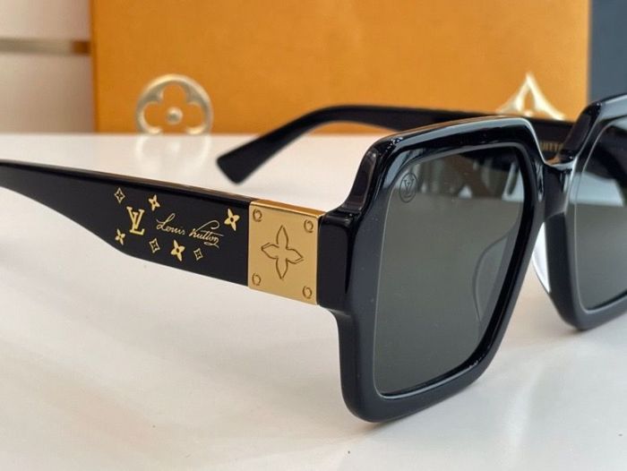  Arrenfashion Top Quality L*ouis V*uitton Glasses