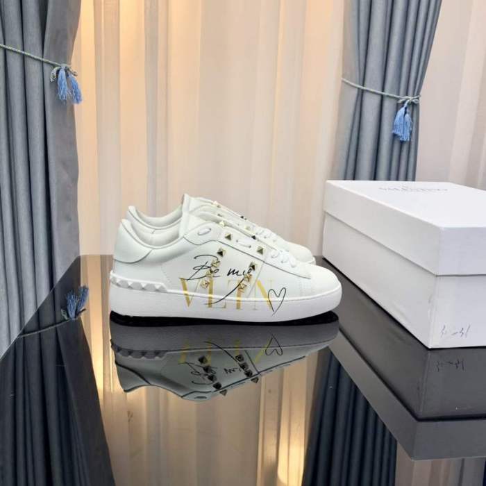 Women Men V*alentino Sneakers ( Arrenfashion)