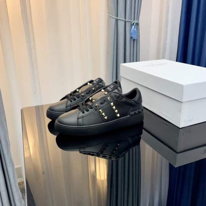 Women Men V*alentino Sneakers ( Arrenfashion)