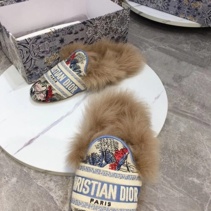  Arrenfashion Women D*or Sandals